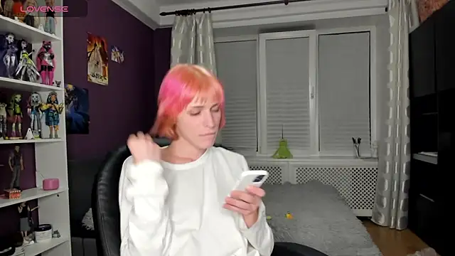 sweet peach    online show from May 5, 8:34 pm