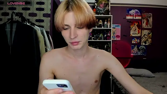 Snapshot of sweet_peach___ chatting on June 20, 7:41 pm sweet peach online show from June 20, 7:41 pm