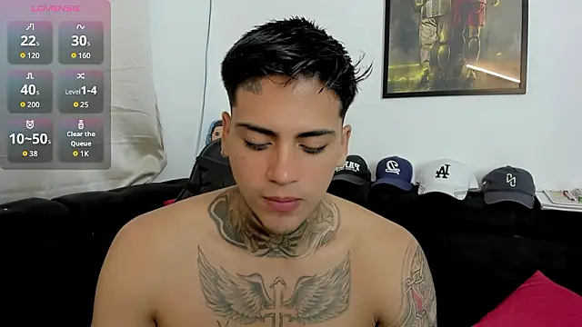 sweetlatinoboy online show from March 29, 12:18 pm