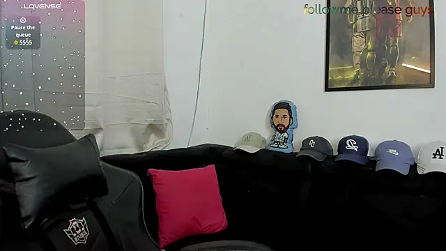 Snapshot of sweetlatinoboy chatting on May 21, 11:29 am sweetlatinoboy online show from May 21, 11:29 am