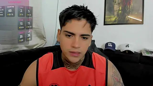 sweetlatinoboy online show from March 26, 11:19 am