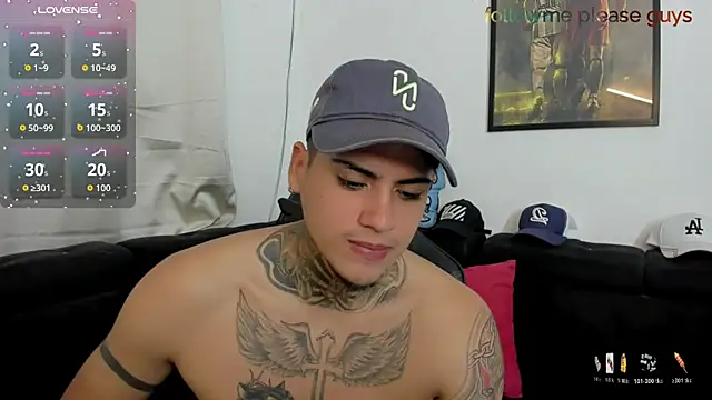 Snapshot of sweetlatinoboy chatting on May 13, 10:55 am sweetlatinoboy online show from May 13, 10:55 am