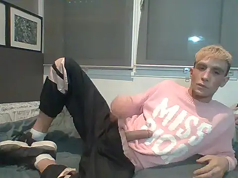 victororange online show from March 16, 3:04 pm