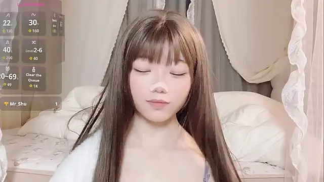 rain-yy online show from April 8, 1:34 pm