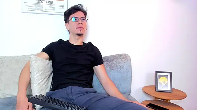 manu ferx online show from March 18, 1:13 pm