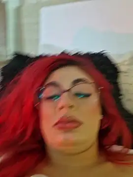 Scarlet Evanss  online show from July 17, 7:55 pm