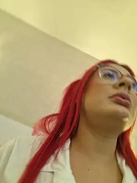 Scarlet Evanss  online show from April 10, 8:16 pm