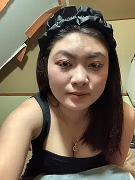 Yeahbaby-- online show from March 18, 5:14 pm