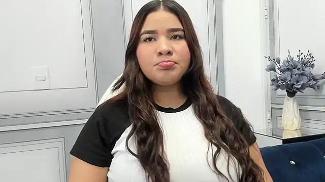 marasweet   online show from March 17, 2:09 pm