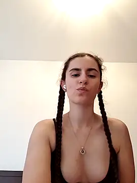 starlight mo online show from June 1, 2:17 pm