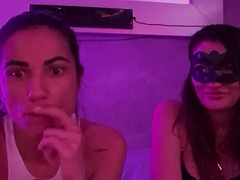 4GIRLS-HALFLEG online show from March 19, 6:52 pm