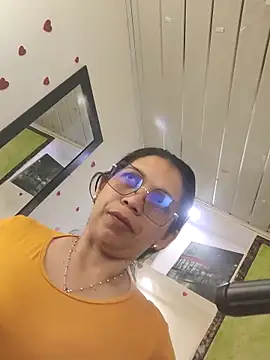 Snapshot of Melisa_14 chatting on June 12, 3:21 pm Melisa 14 online show from June 12, 3:21 pm
