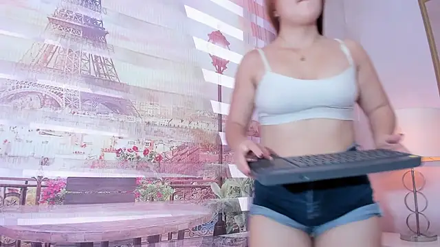 little doll18  online show from May 5, 8:56 pm