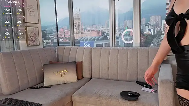 shy-vibes online show from April 15, 7:58 pm