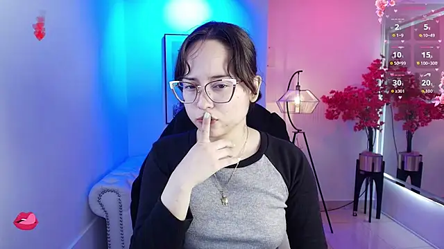 Shady bug online show from April 7, 7:48 pm