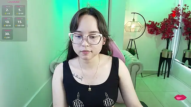 Shady bug online show from April 30, 8:27 pm