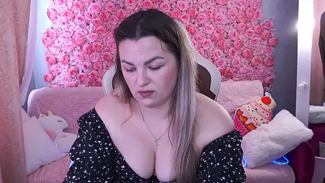 Snapshot of AlissyaGrayy chatting on May 25, 12:37 pm AlissyaGrayy online show from May 25, 12:37 pm