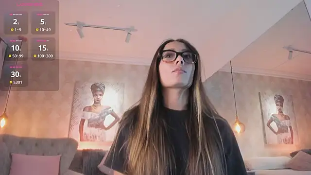 Snapshot of SERENAA__ chatting on August 4, 3:44 am SERENAA online show from August 4, 3:44 am