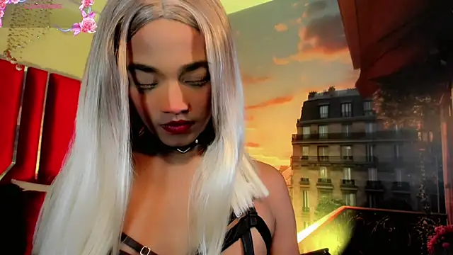 Paola Delfino online show from June 19, 10:54 am