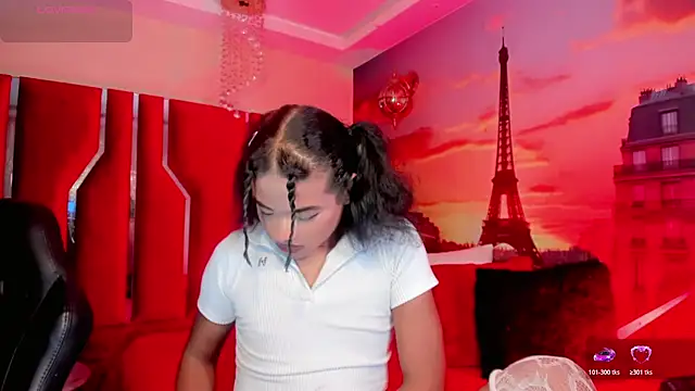 Paola Delfino online show from May 29, 11:27 am