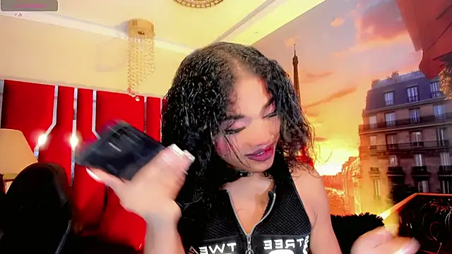 Paola Delfino online show from June 17, 11:31 am