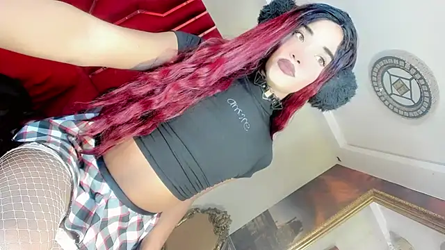 Snapshot of Paola_Delfino chatting on May 1, 9:25 am Paola Delfino online show from May 1, 9:25 am