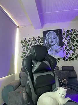 violette-1 online show from March 17, 9:07 pm