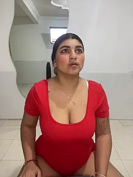 Snapshot of Mia_rouseee chatting on April 9, 10:05 pm Mia rouseee online show from April 9, 10:05 pm