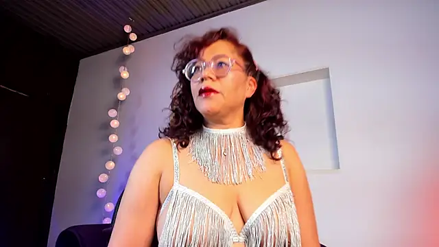 Mariia Paulaa online show from March 26, 4:44 am