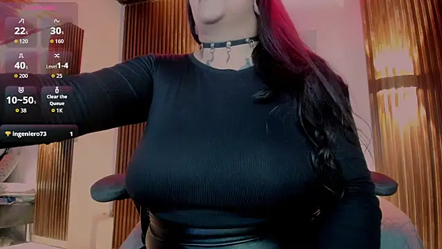 Snapshot of Violett_8 chatting on June 3, 11:31 pm Violett 8 online show from June 3, 11:31 pm