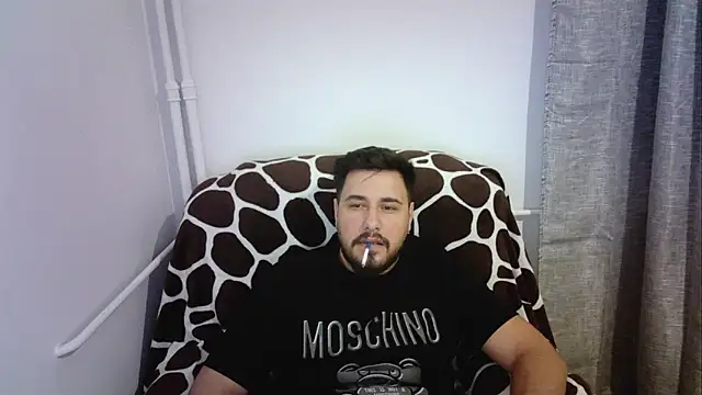 Gianiboy99 online show from May 13, 8:49 pm