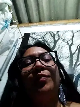 LatinSquirtBaby online show from May 11, 1:29 am