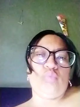 LatinSquirtBaby online show from June 10, 3:13 pm