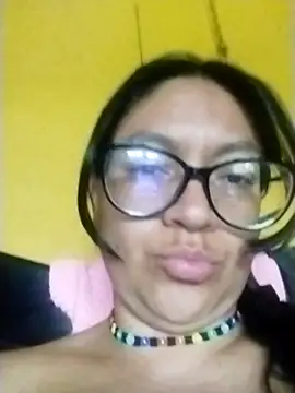 LatinSquirtBaby online show from May 10, 1:25 pm
