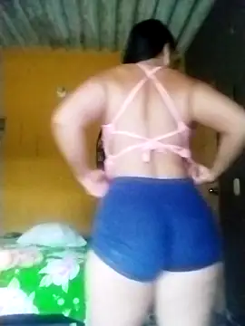 LatinSquirtBaby online show from June 11, 10:18 pm