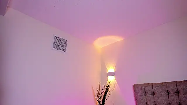 Amber Palmer online show from July 10, 8:53 pm