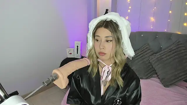 Amber Palmer online show from April 23, 7:59 pm