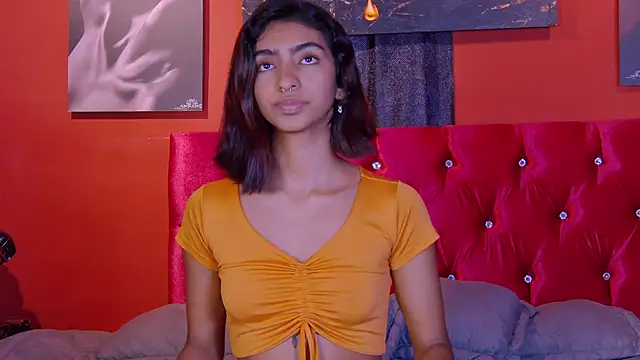 Hottie Veronica online show from April 19, 6:10 pm