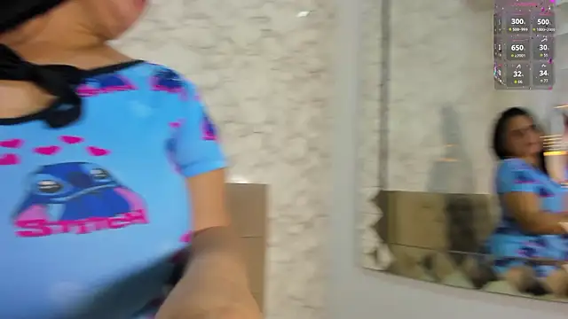 HalanaReid online show from March 19, 2:06 pm