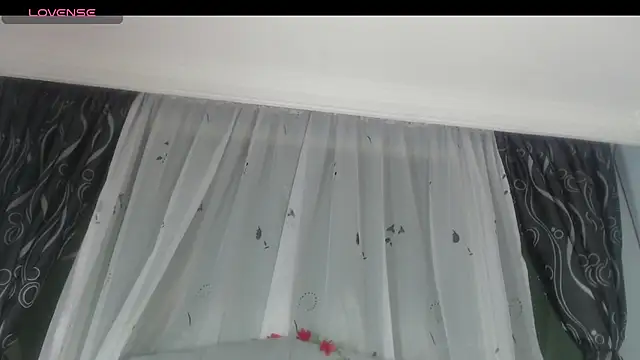 Snapshot of Victoria_Founta1 chatting on July 10, 11:27 pm Victoria Founta1 online show from July 10, 11:27 pm