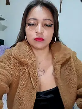 Sarah-917 online show from April 9, 11:27 am