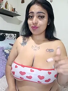 Sarah-917 online show from May 2, 11:59 am