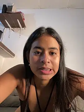 lucirganaxxx online show from April 5, 5:25 am