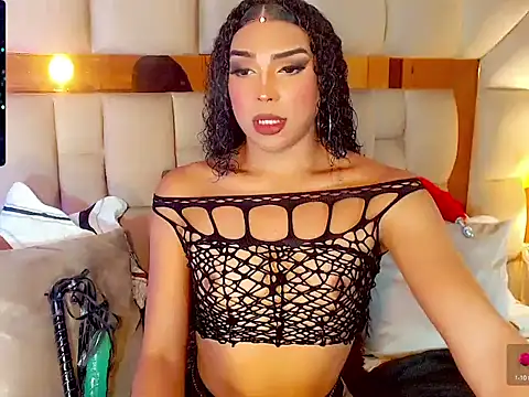 Snapshot of big_sexy_girl01 chatting on May 14, 11:40 am big sexy girl01 online show from May 14, 11:40 am