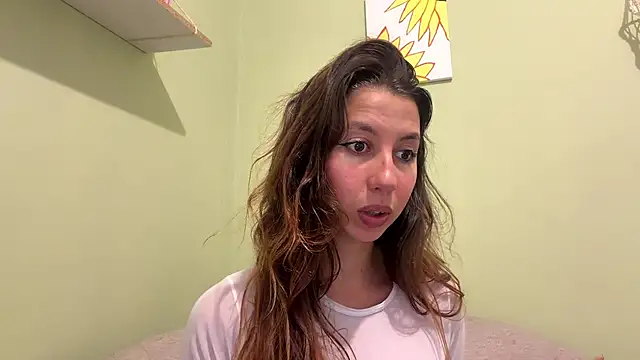 Snapshot of Julieta_Jol chatting on May 8, 1:26 pm Julieta Jol online show from May 8, 1:26 pm