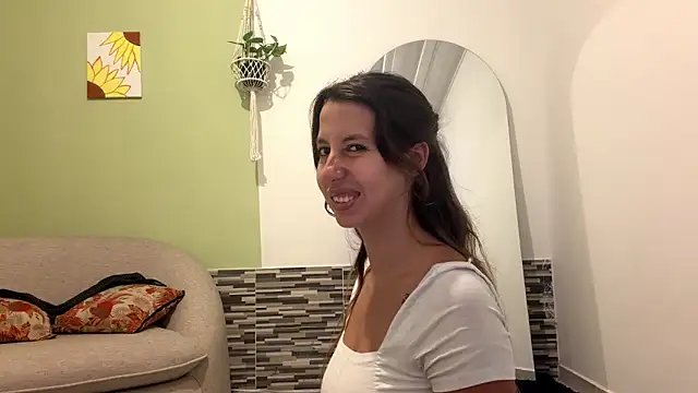 Snapshot of Julieta_Jol chatting on May 12, 1:39 pm Julieta Jol online show from May 12, 1:39 pm