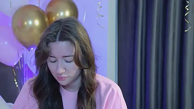 MeganStrane online show from May 24, 6:13 am