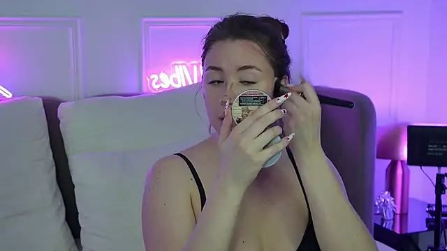 MeganStrane online show from June 12, 6:22 am