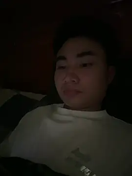 Hoanganhdayroii online show from March 27, 1:03 am