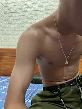 Hoanganhdayroii online show from April 18, 12:46 am
